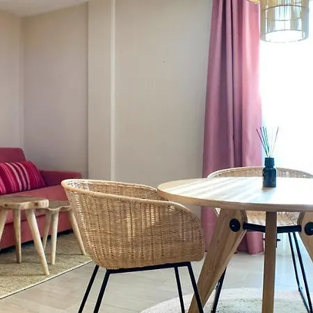 Sea To Sky - Pueblo Apartment